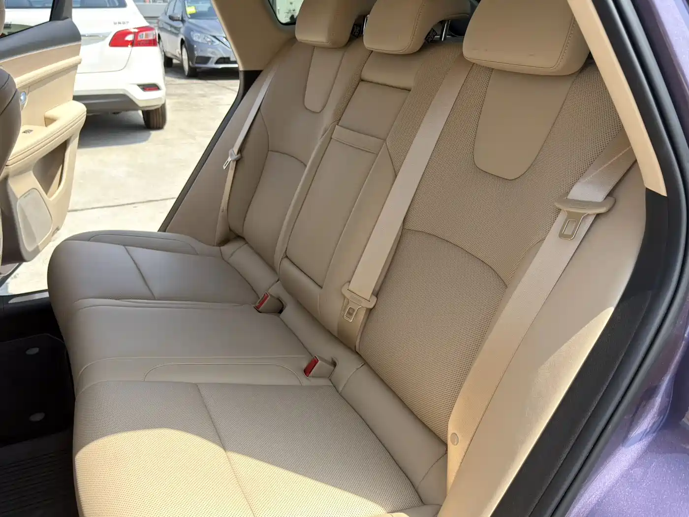 AITO Wenjie AITO M5 2025 Extended Range Ultra AWD фото 5
