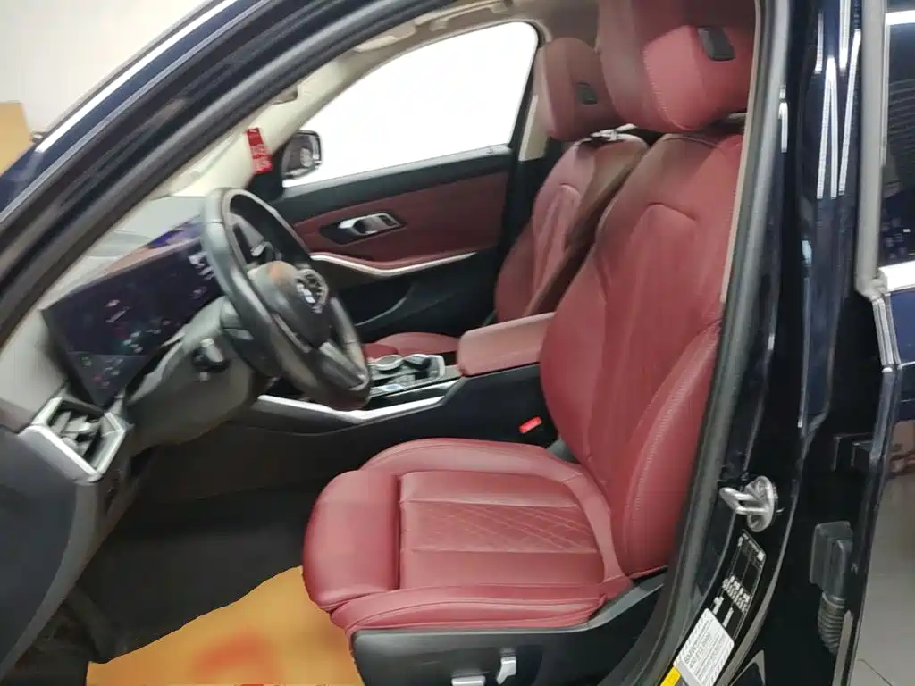 Фото 15 - BMW i3