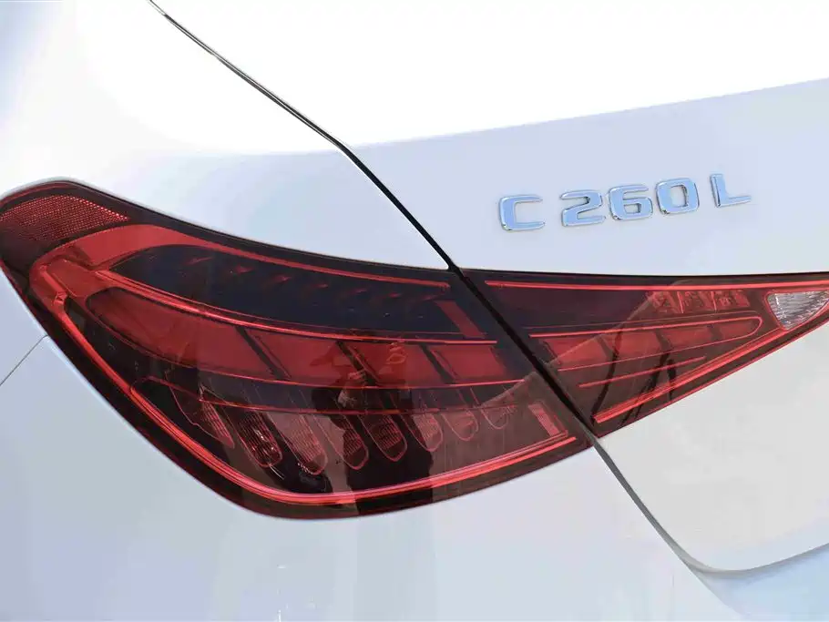 Mercedes-Benz C-Class 2023 Facelift C 260 L Sport Edition фото 7