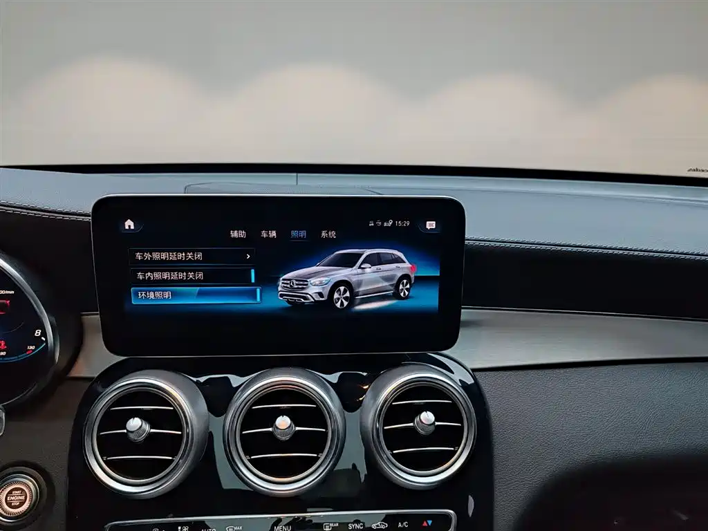 Mercedes-Benz GLC 2022 Facelift GLC 260 L 4MATIC Dynamic фото 9
