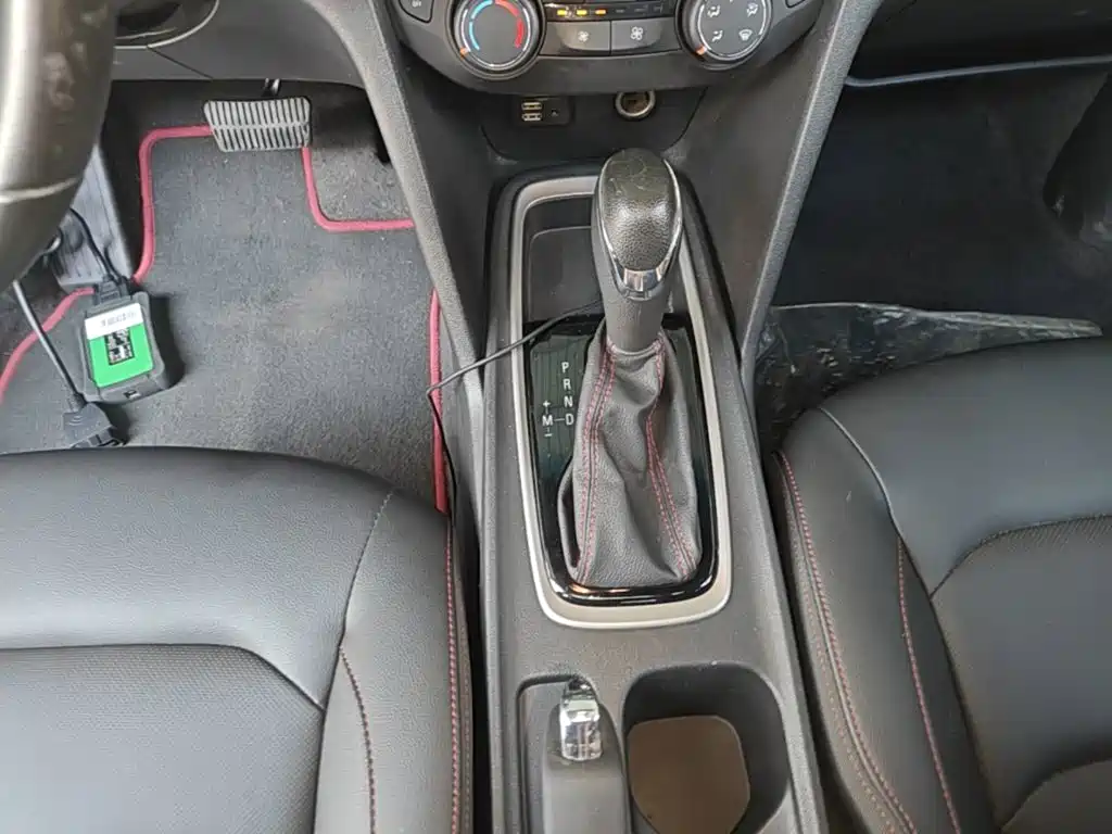Chevrolet Monza 2019 2019 RS 330T Auto Smooth Edition China VI