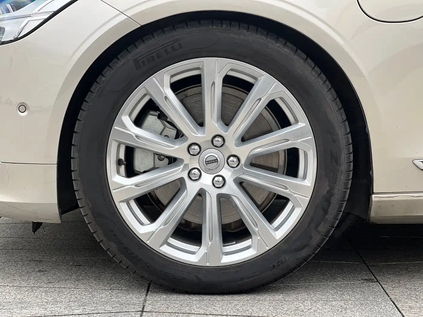 VOLVO S90 PLUG IN HYBRID