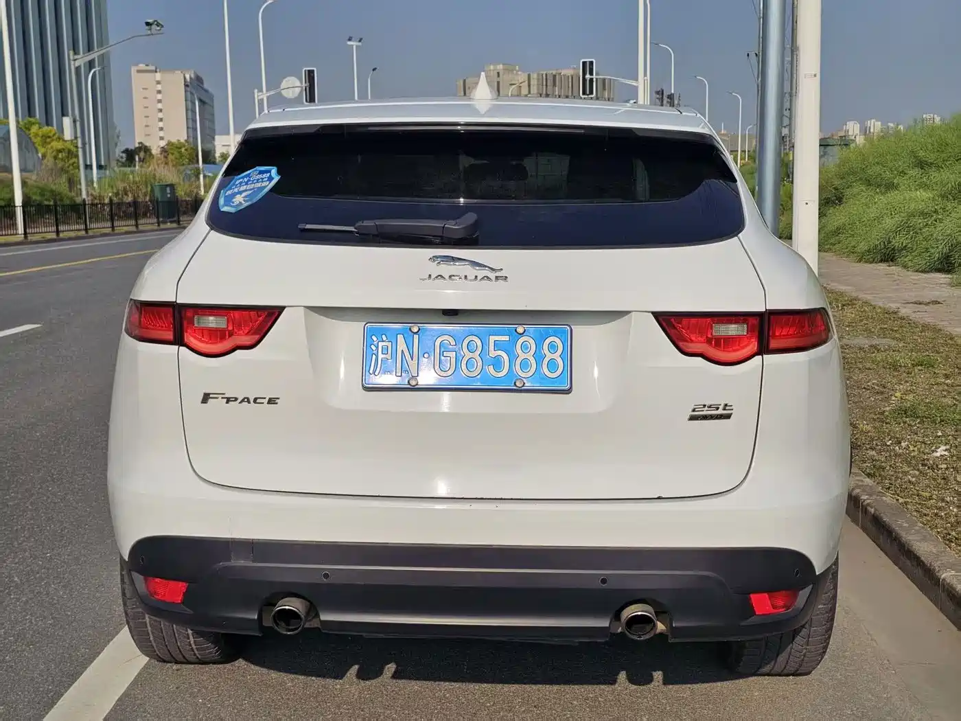 Jaguar F-PACE 2018 2018 2.0T 4WD Urban Premium Edition