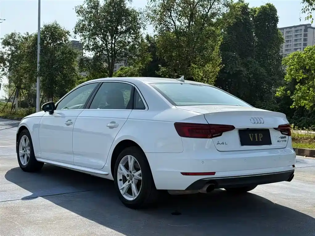 Audi A4L 2019 40 TFSI Progressive (China VI) фото 7