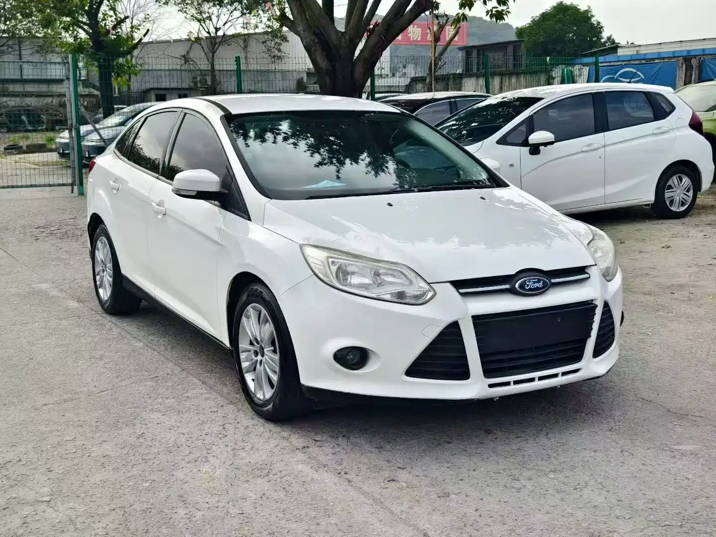Фото 3 - Ford Focus
