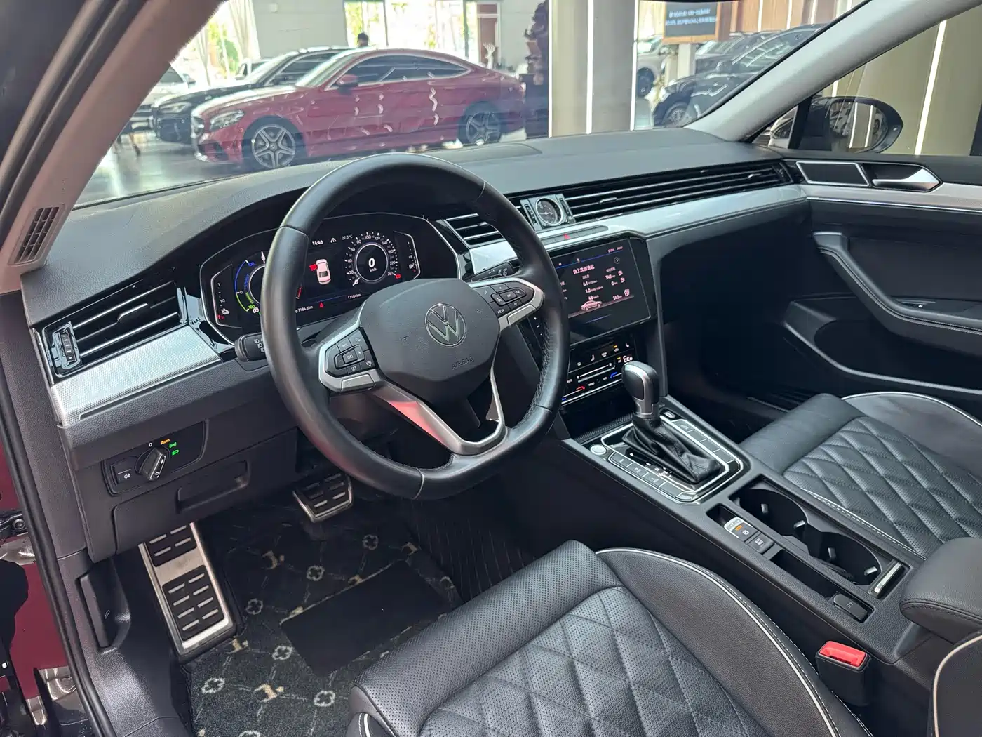 Volkswagen Magotan GTE Plug-in Hybrid 2022 GTE Luxury фото 13