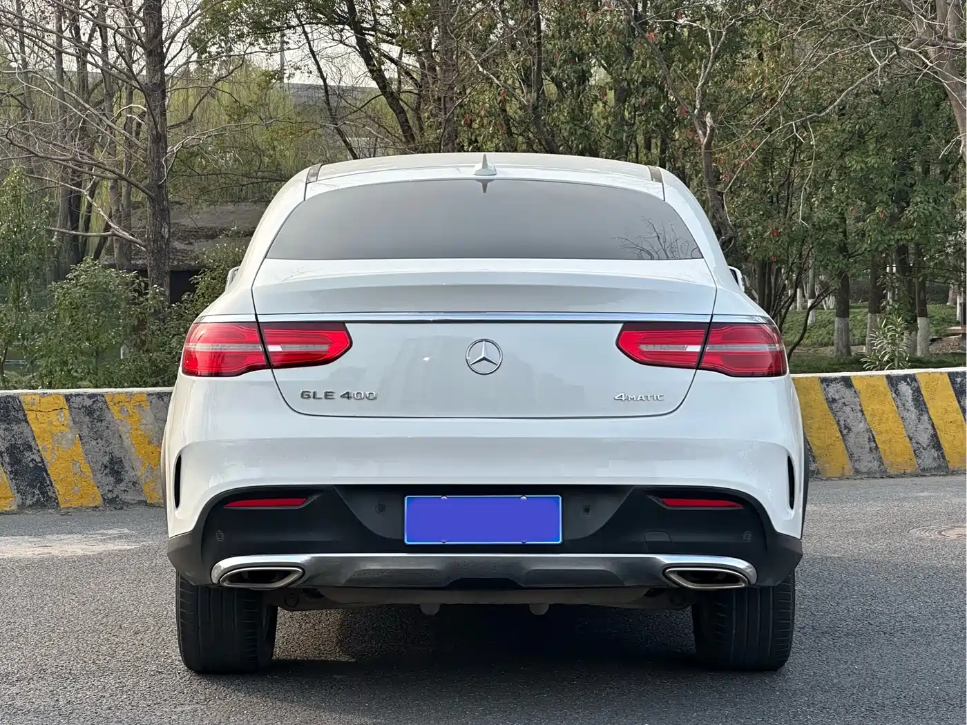 Mercedes-Benz GLE Coupe 2017 GLE 400 4MATIC Coupe SUV фото 7