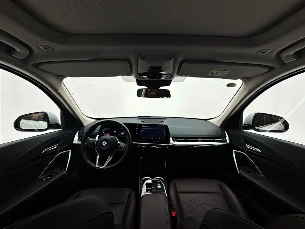 BMW X1 2023 sDrive20Li X Design Package фото 10