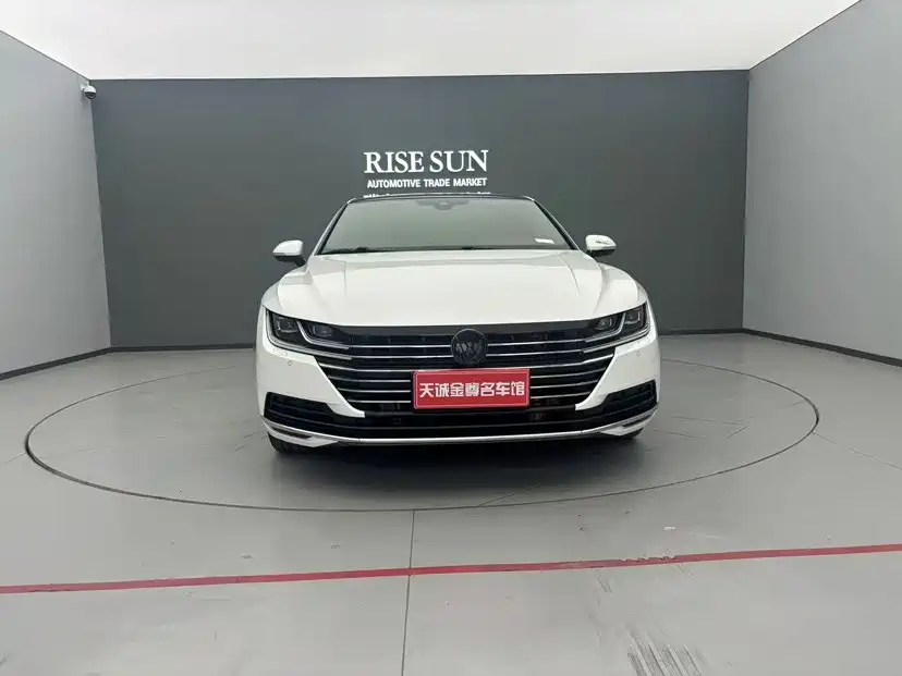 Photo 2 - Volkswagen CC