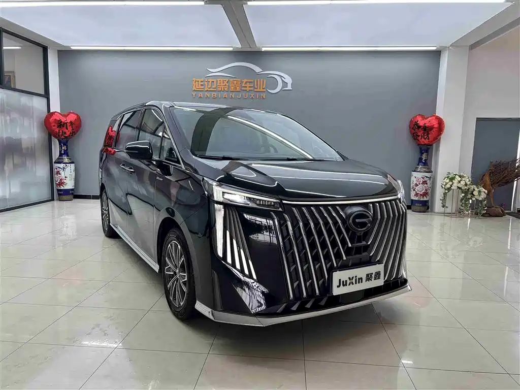 GAC TRUMPCHI TRUMPCHI M8
