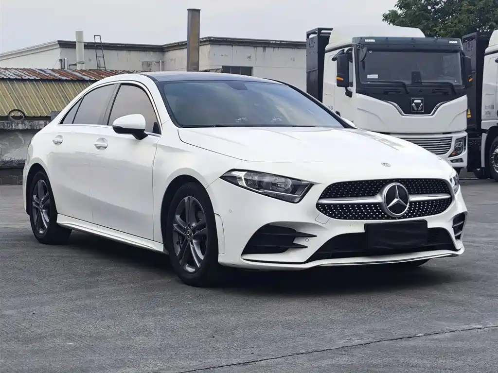 MERCEDES-BENZ CLASS A