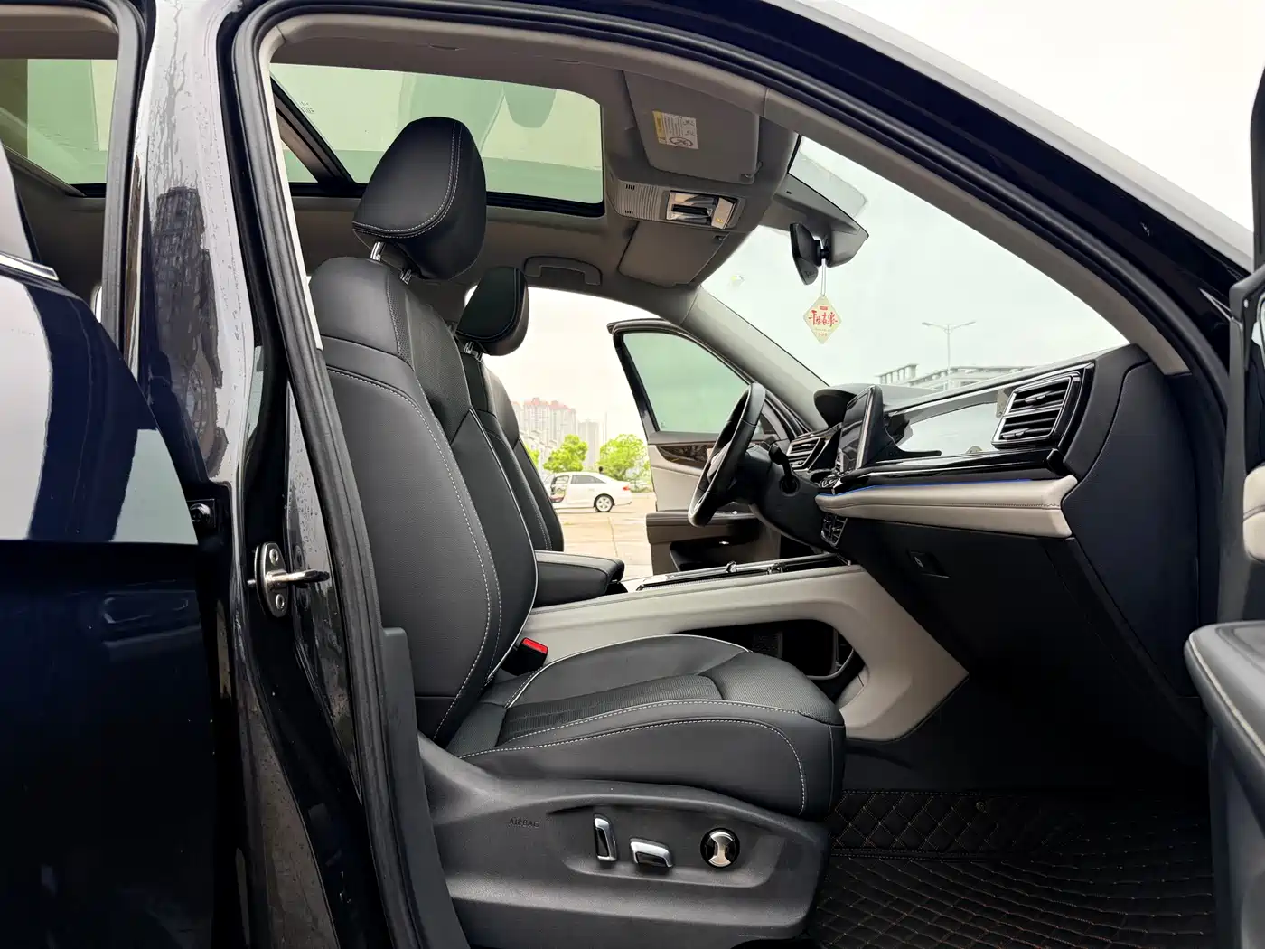 Volkswagen Teramont 2022 330TSI 2WD Luxury фото 6