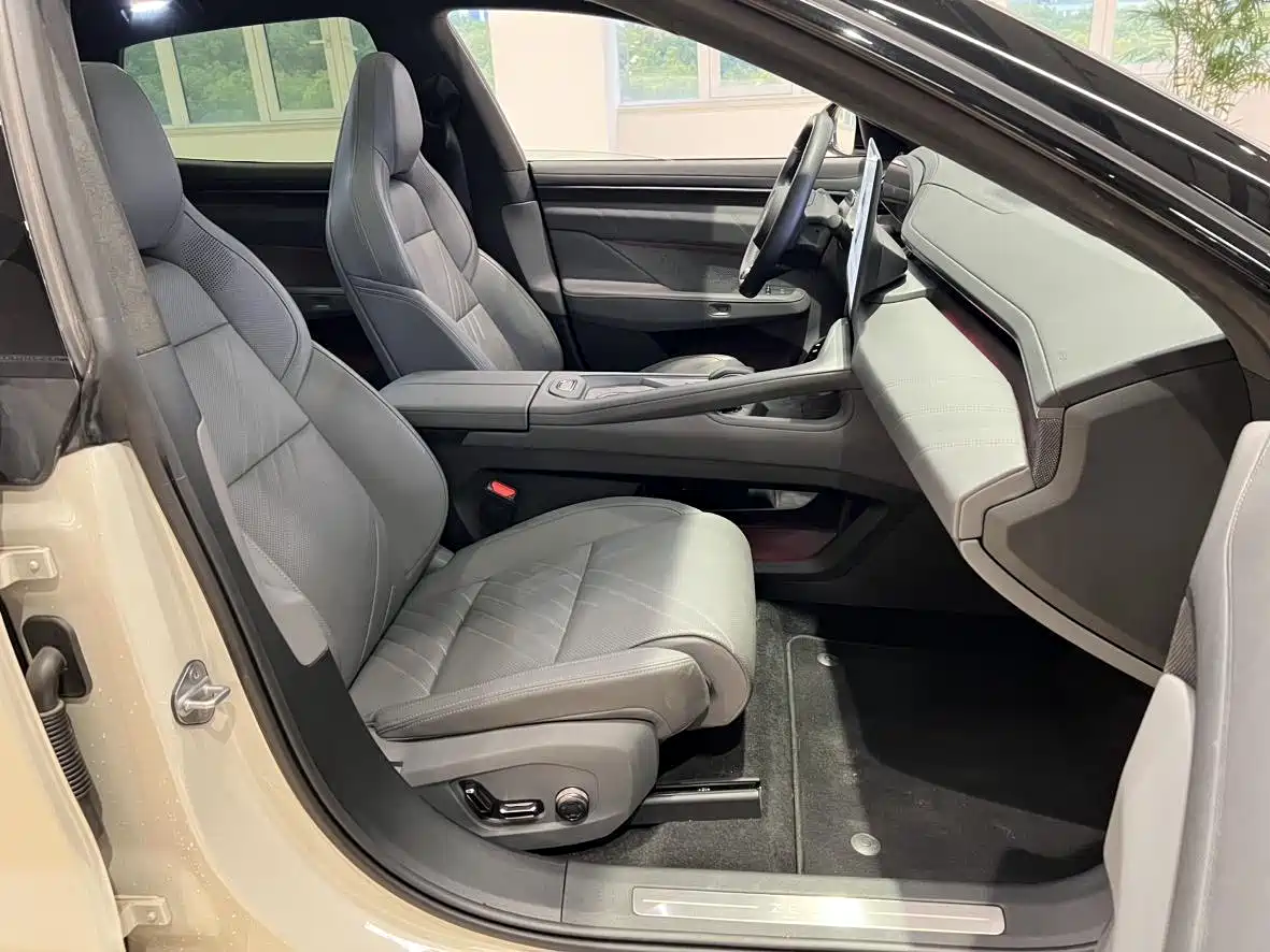 ZEEKR EXTREME KRYPTON 001