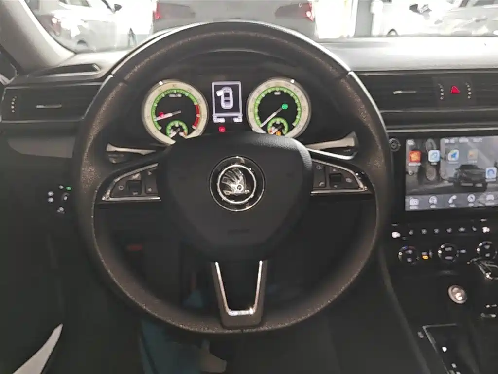 Škoda Superb 2019 TSI280 DSG Comfort Edition фото 11