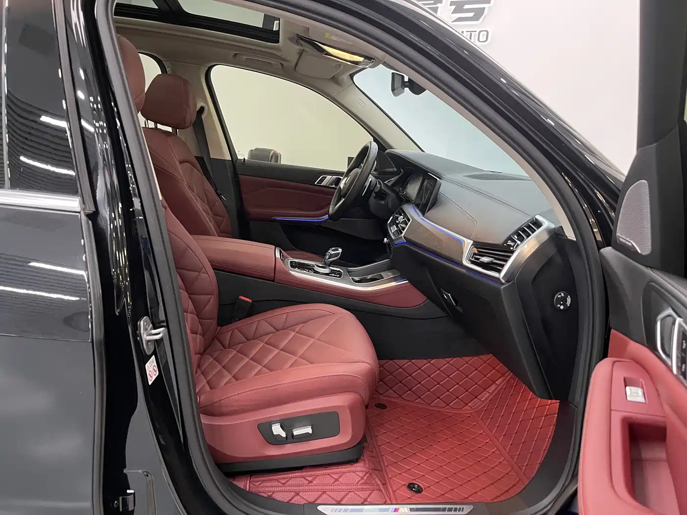 BMW X5 2022 xDrive 30Li Premium M Sport Package фото 23
