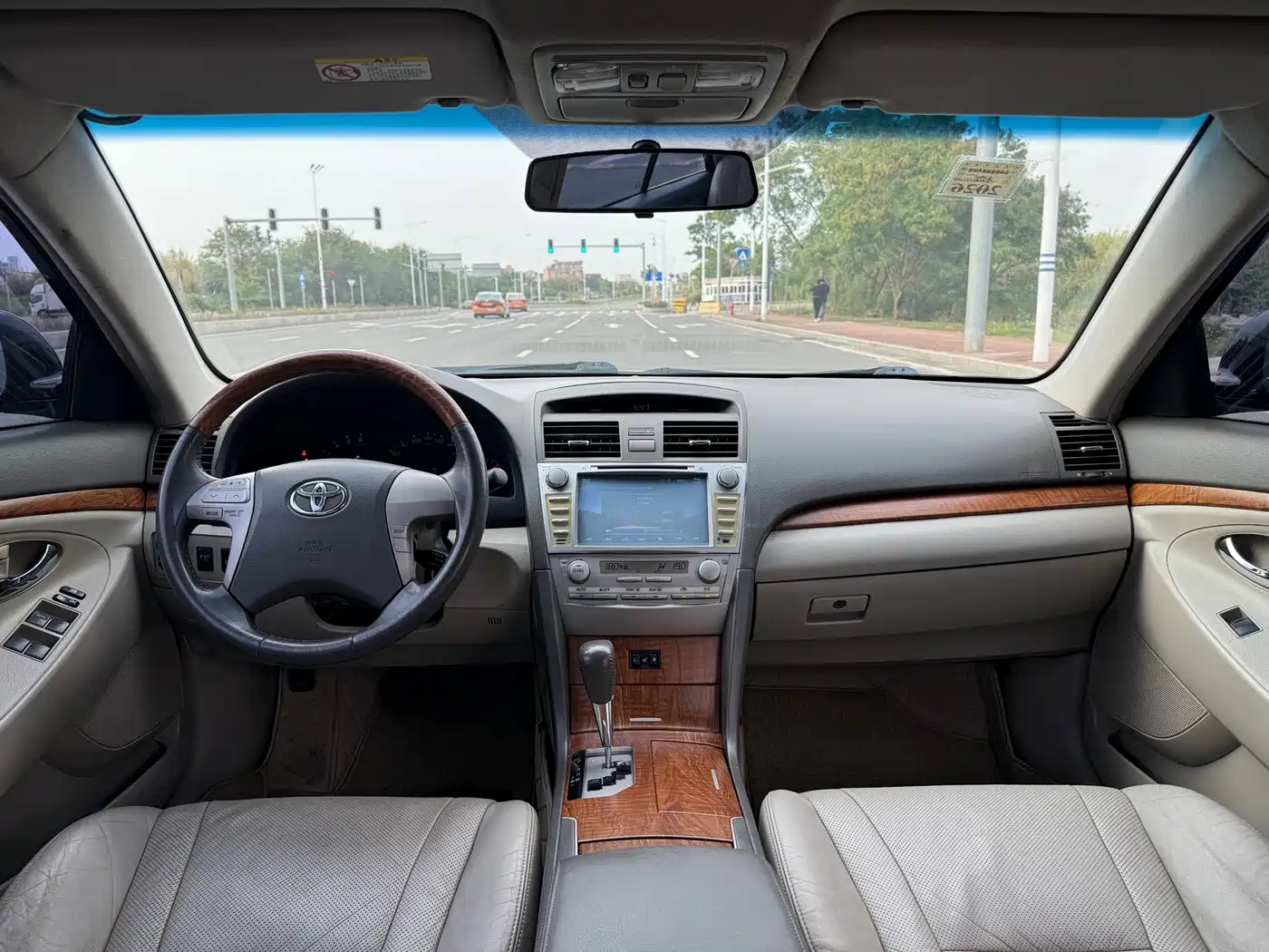 Toyota Camry 2011 240G Classic Anniversary Edition фото 4