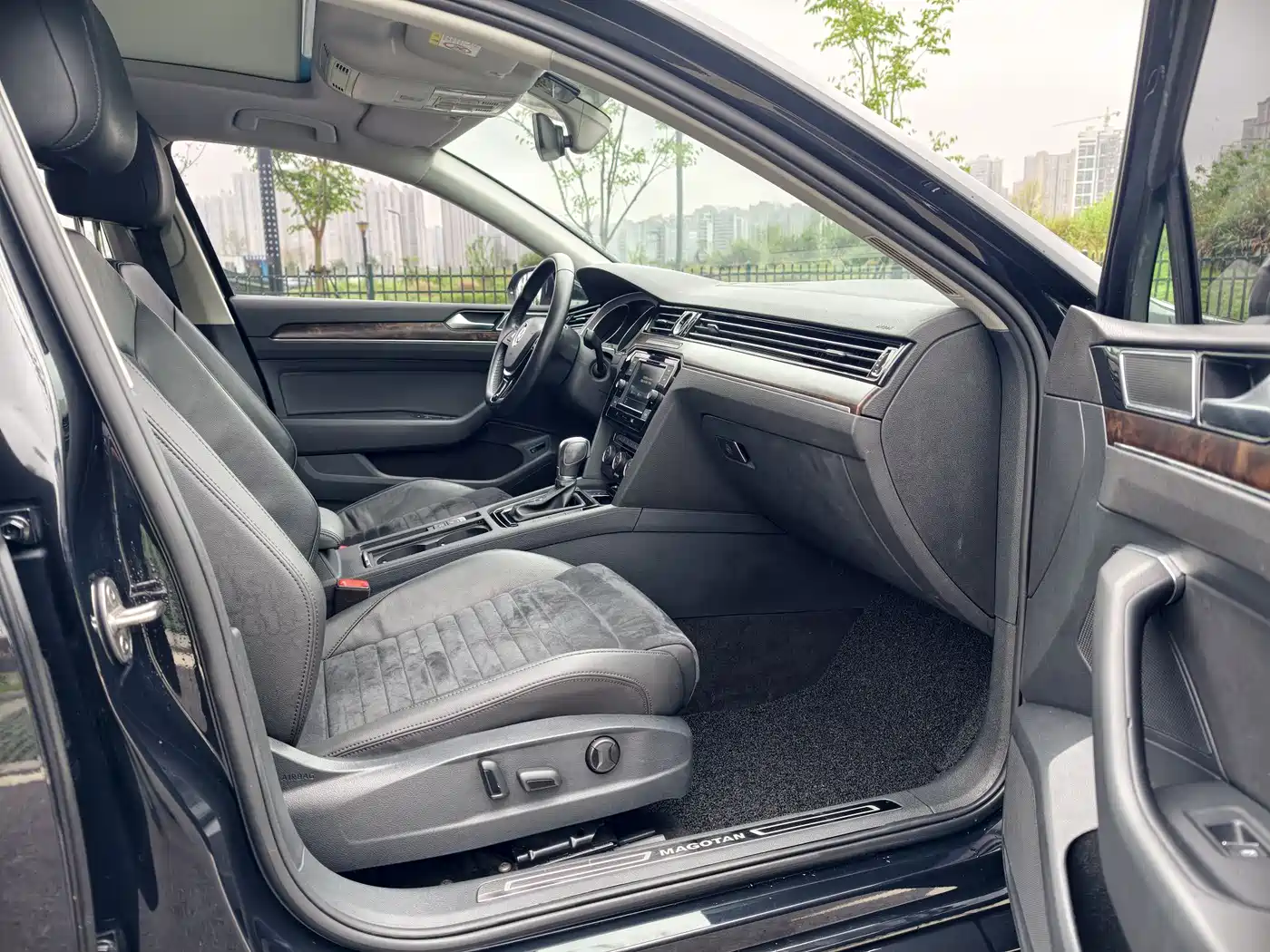 Volkswagen Magotan 2018 380TSI DSG Luxury фото 12