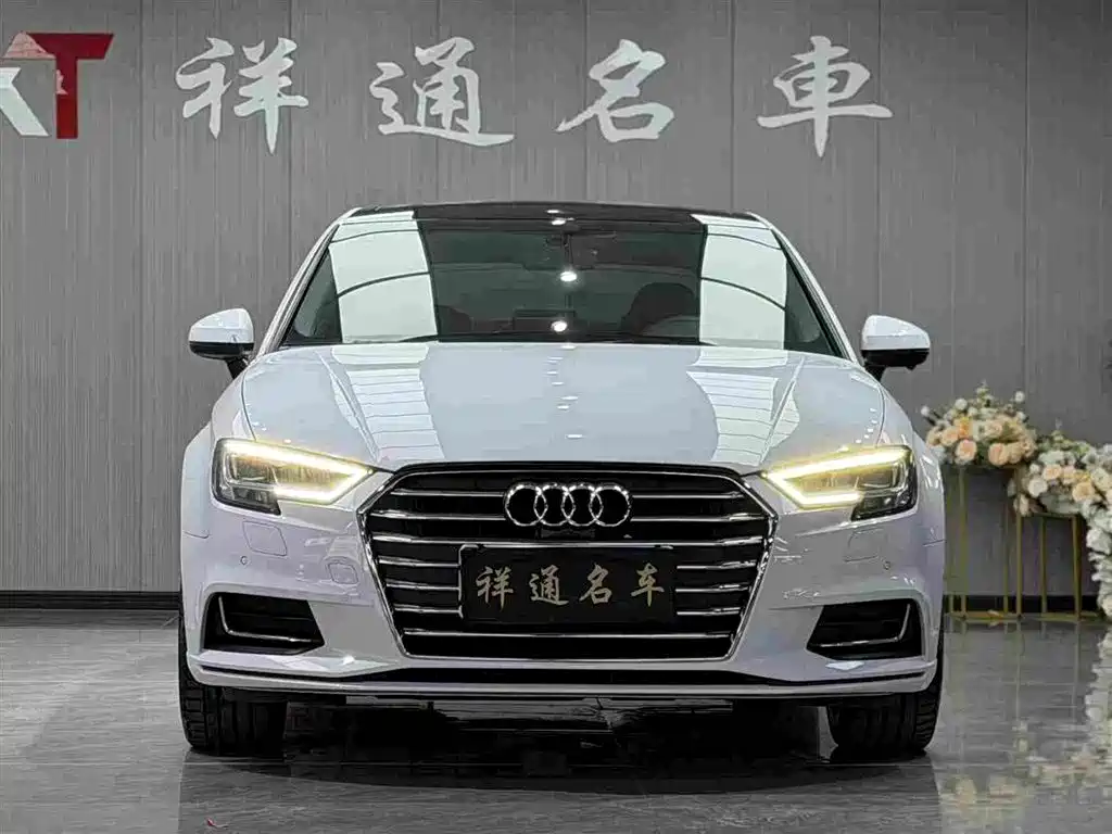 Фото 2 - Audi A3