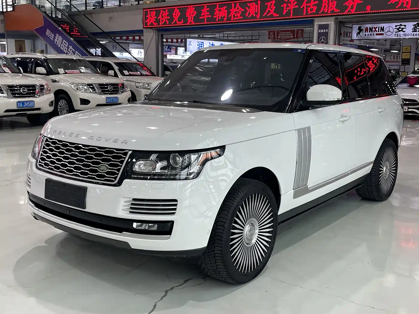 Land Rover Range Rover 2015 3.0 SC V6 Vogue