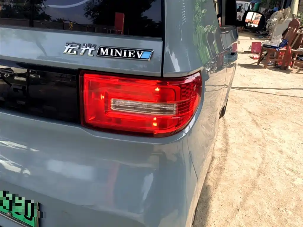 Фото 8 - Wuling Motors Hongguang MINIEV