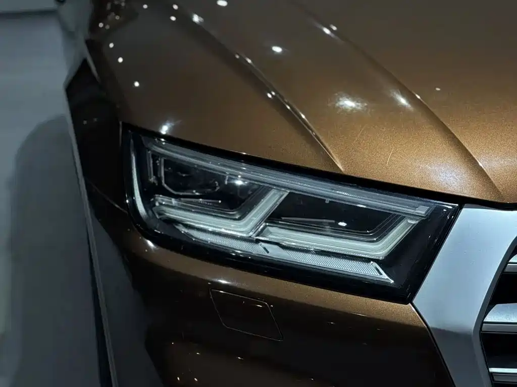 Photo 7 - Audi Q5L