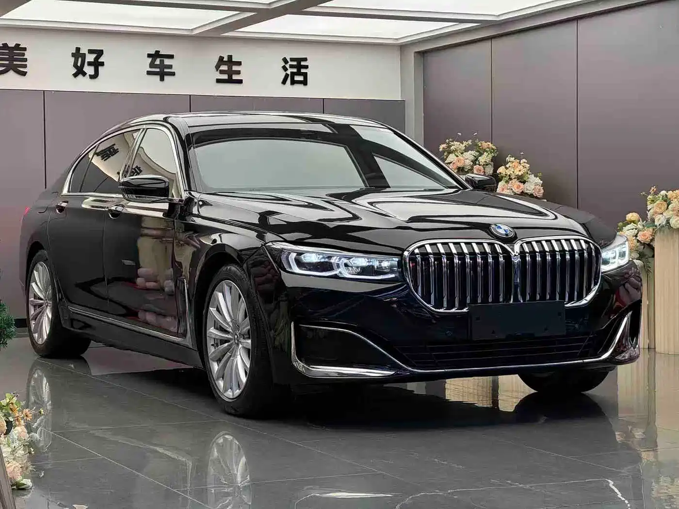 BMW 7 Series 2021 Model 730Li Luxury Package фото 3
