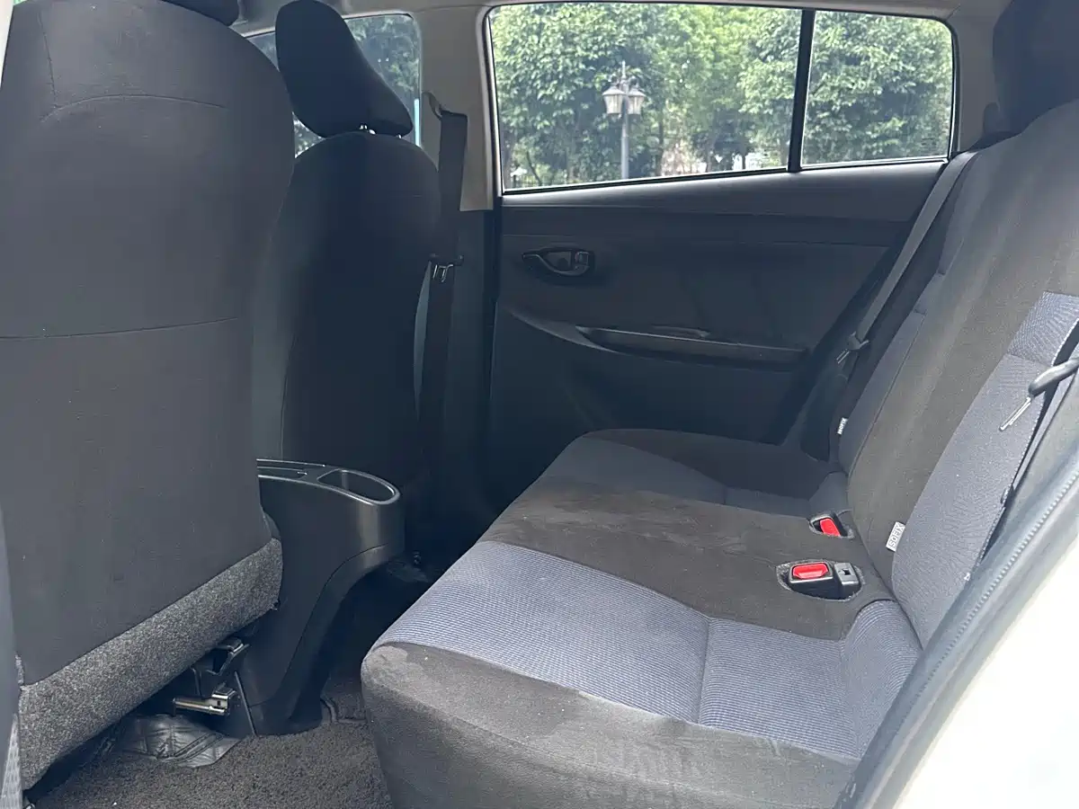 Toyota YARiS L Zhi Xuan 2019 1.5E CVT MeiDong Edition China VI фото 5