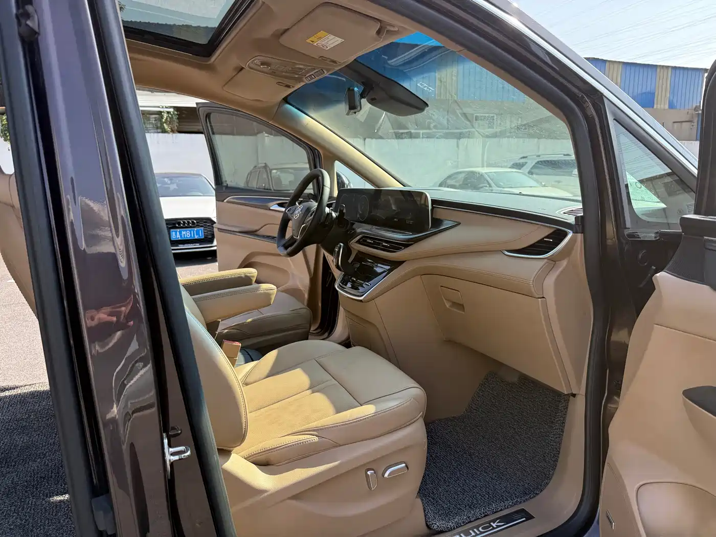 Buick GL8 2020 ES Landglory 653T Flagship фото 12