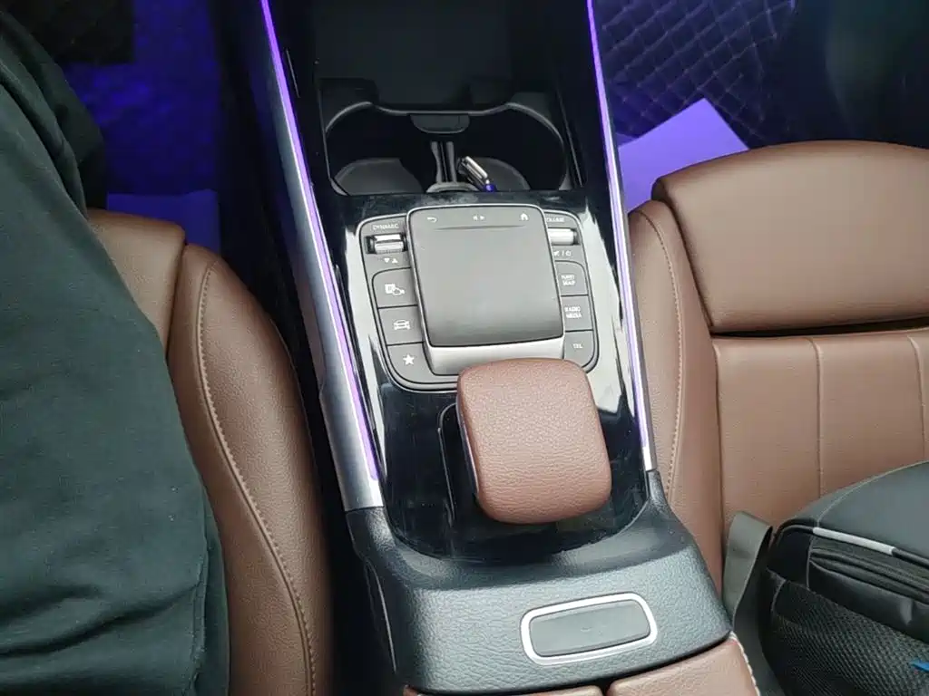 Mercedes-Benz GLB 2022 Model GLB 200 Dynamic Edition фото 14