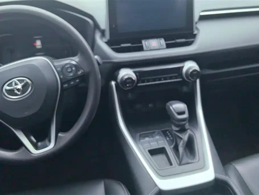 Toyota RAV4 Rongfang 2022 2.0L CVT 2WD Trend Plus Edition фото 13