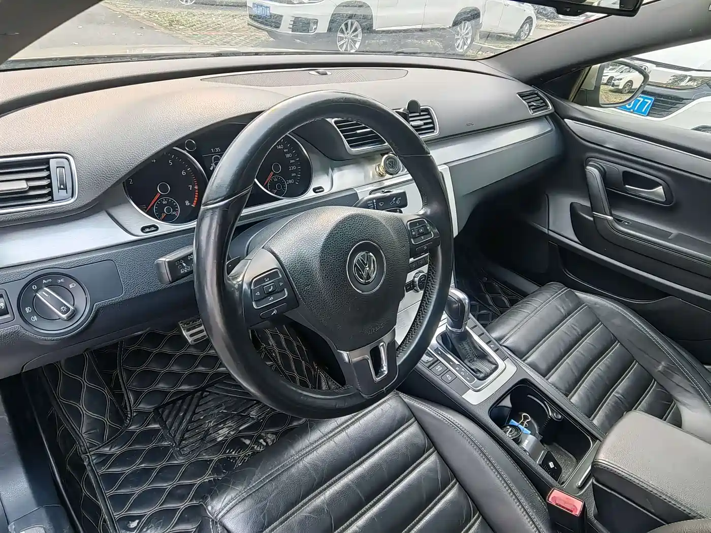 Volkswagen FAW-Volkswagen CC 2016 Model 1.8TSI Premium фото 9