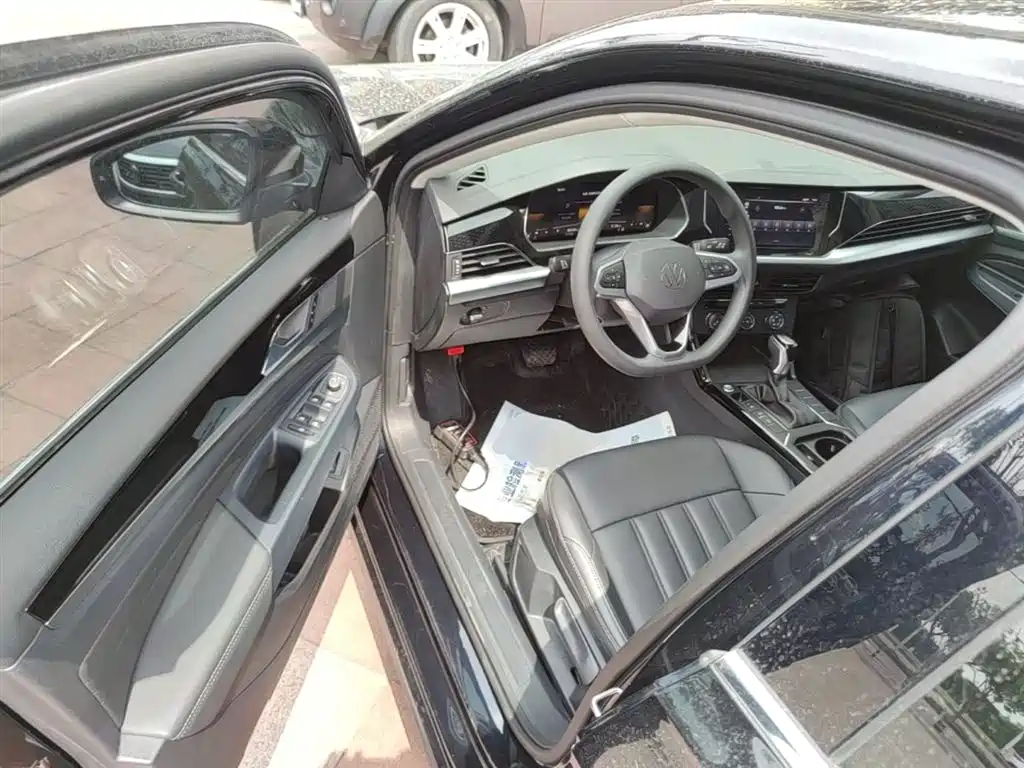 Volkswagen Passat 2024 280TSI Business Edition фото 16