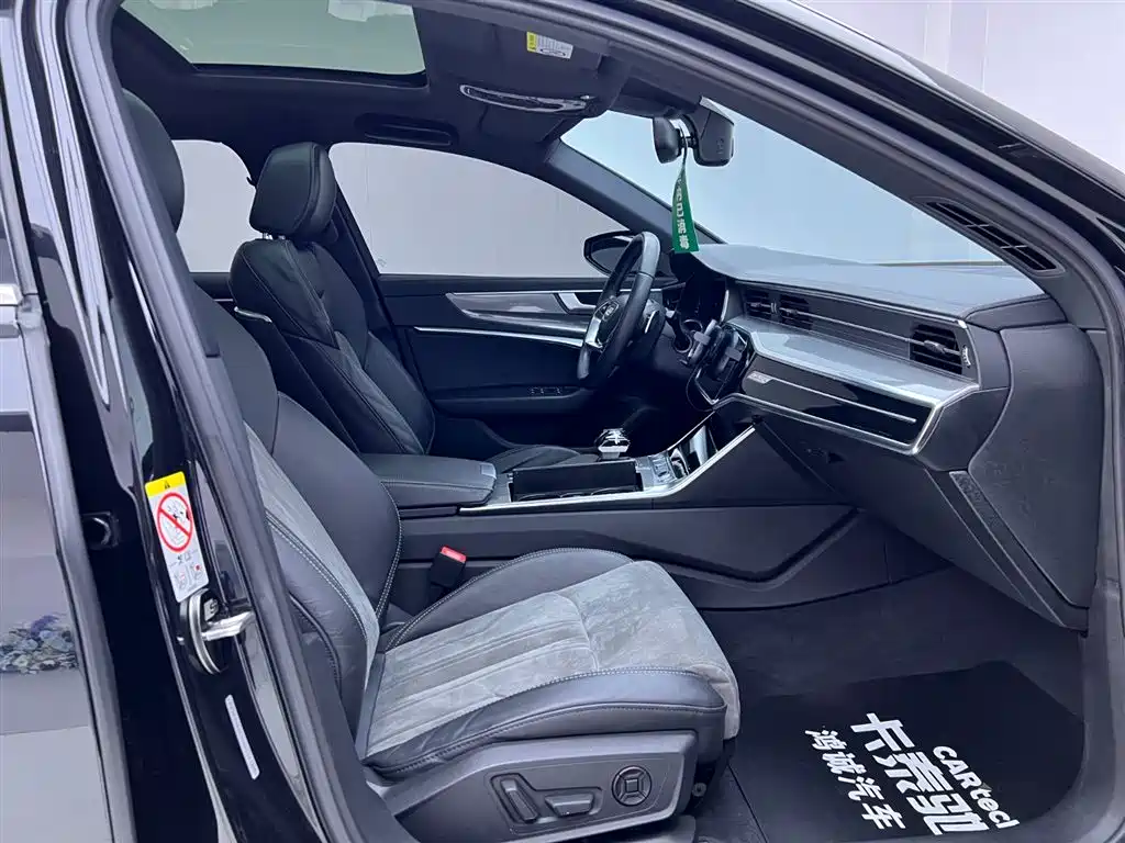Audi A6L 2020 45 TFSI quattro Premium Dynamic фото 17