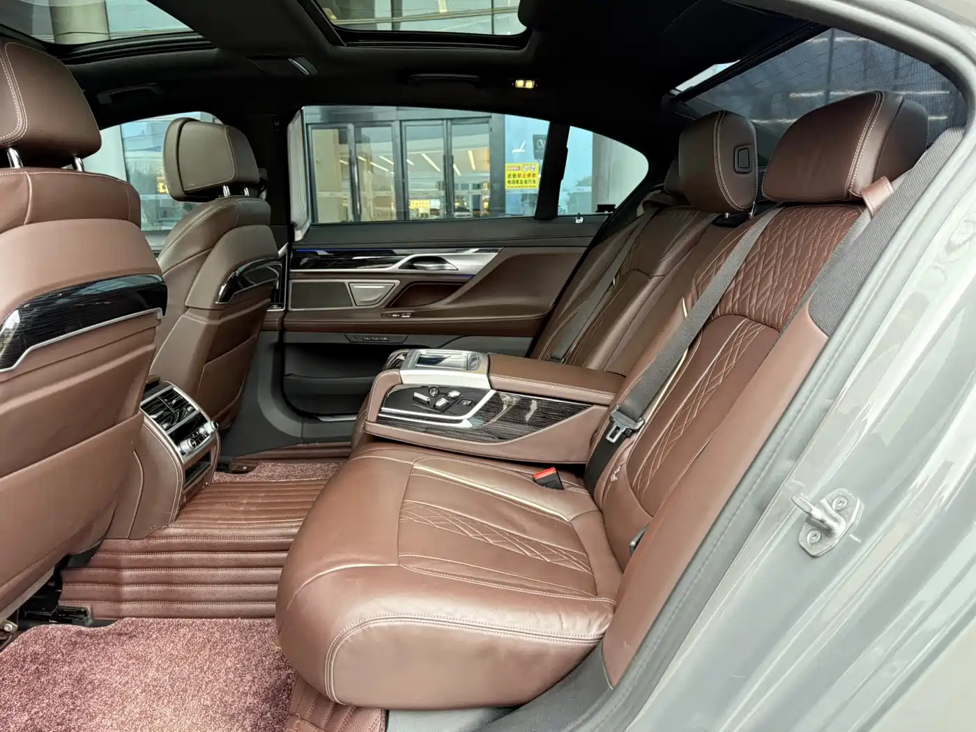 BMW 7 Series 2021 Model 730Li M Sport Package фото 7
