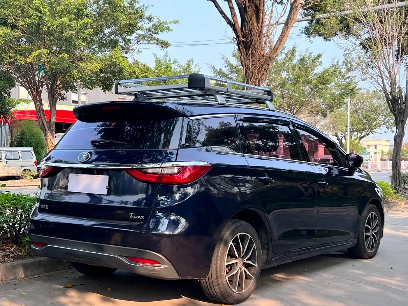 BYD Song MAX 2018 2017 1.5T Auto Smart Elite 7-Seater