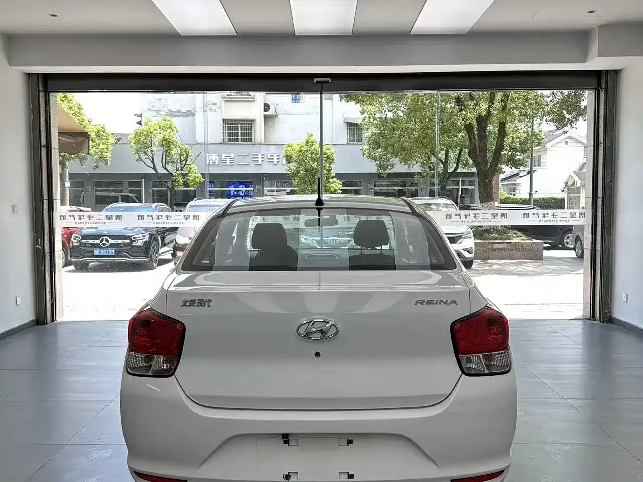 HYUNDAI RENA