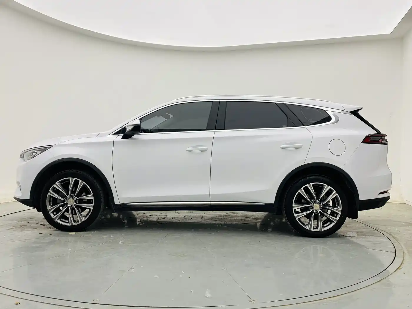 BYD Tang 2019 2.0T Automatic Smart Connect Honor 7-seater China VI фото 4