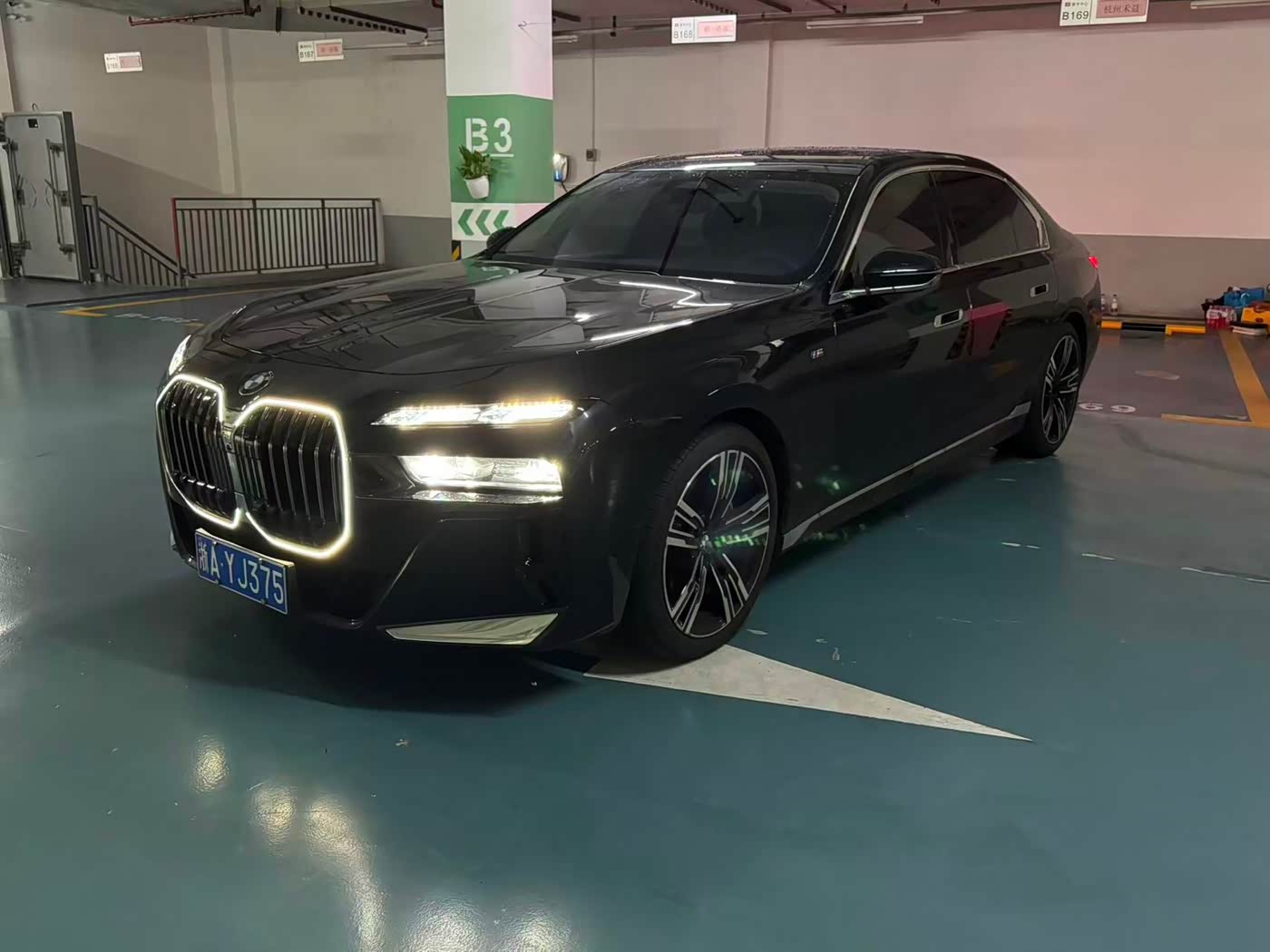 BMW 7 Series