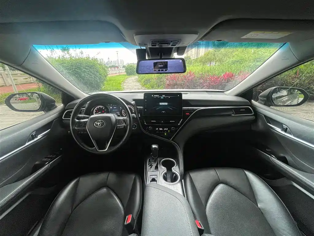 Toyota Camry 2021 2.0G Luxury Edition фото 5