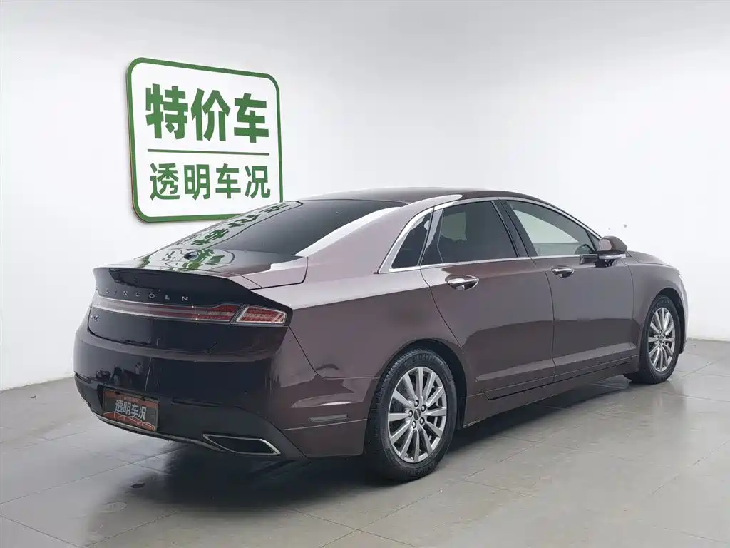Lincoln MKZ 2018 2.0T Premium Edition фото 2