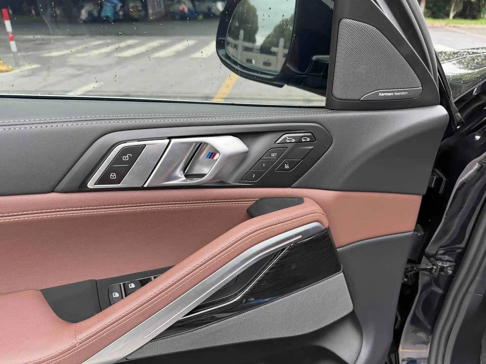 Фото 21 - BMW X6