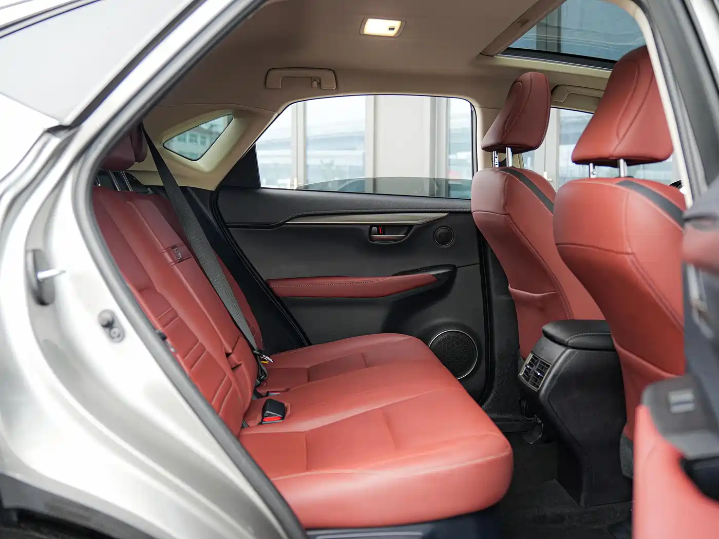 Lexus NX 2015 200 AWD Luxury фото 13