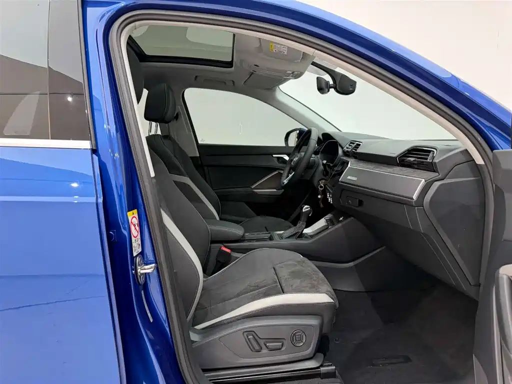 Audi Q3 2019 35 TFSI Progressive Sport фото 19