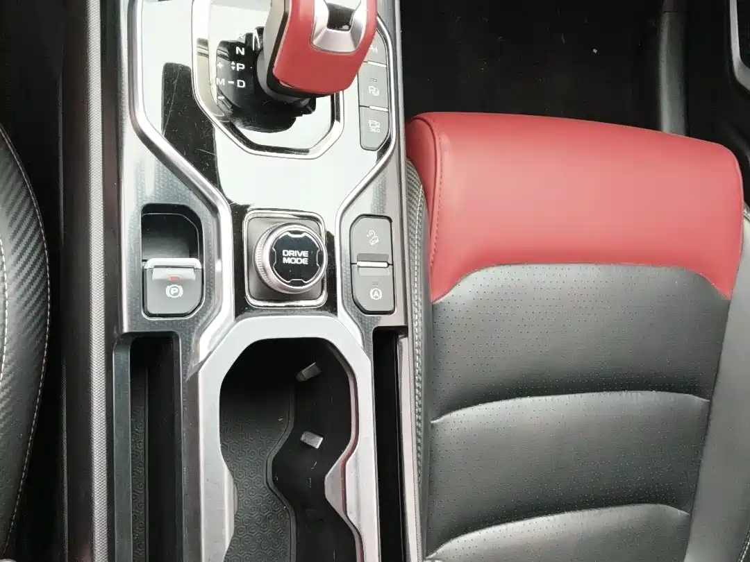 GEELY AUTOMOBILE GEELY ICON