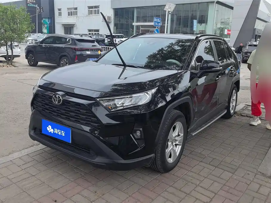 Toyota RAV4 Rongfang 2024 2.0L CVT FWD Urban Edition