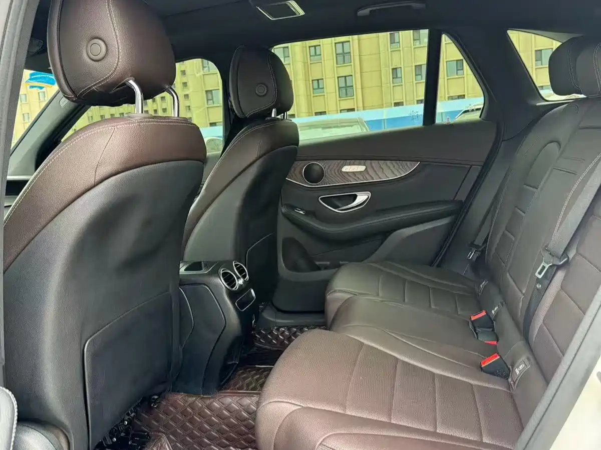 Mercedes-Benz GLC 2019 GLC 300 L 4MATIC Dynamic фото 5