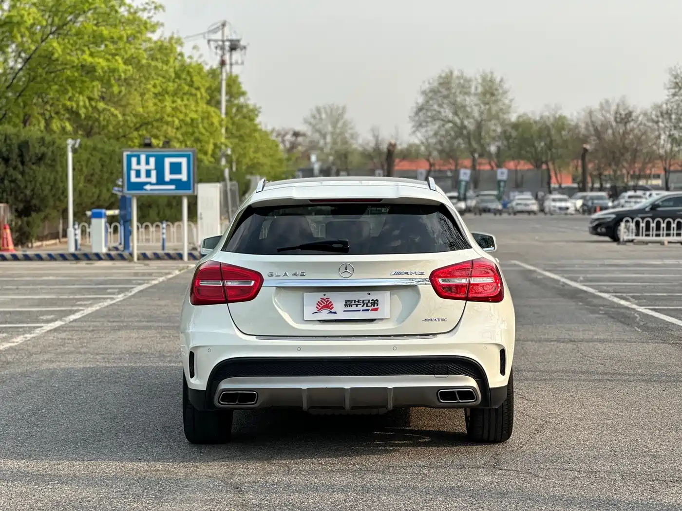 Mercedes-Benz GLA AMG 2015 AMG GLA 45 4MATIC фото 10