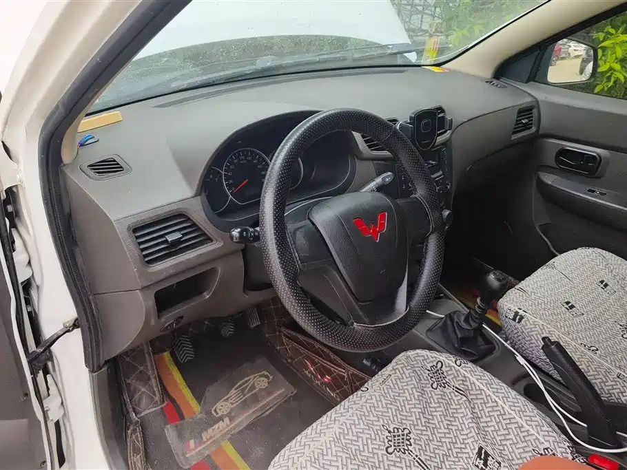 WULING AUTOMOBILE WULING HONGGUANG