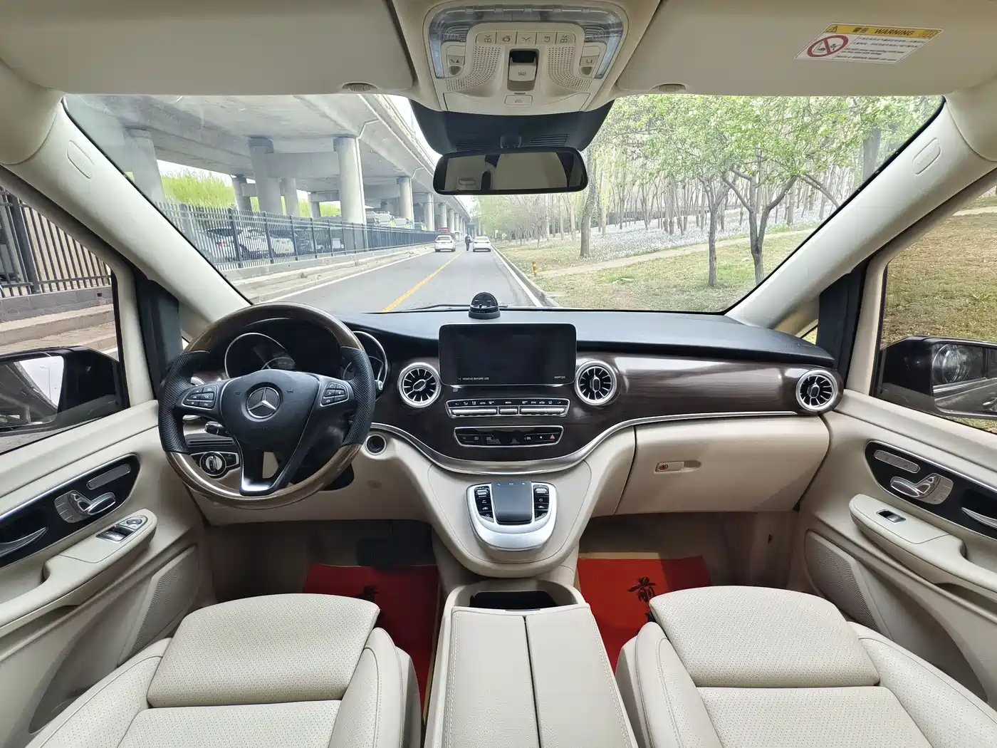 MERCEDES-BENZ V CLASS