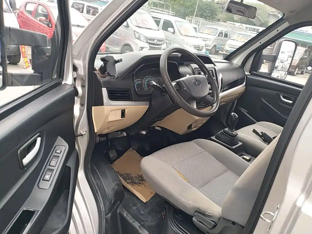 Changan Kuayue Kuayue King X5 2021 2021 Model 1.6L Petrol Standard Edition Single Cab Dual Rear Wheel Flatbed 3600mm Cargo Box DAM16KR